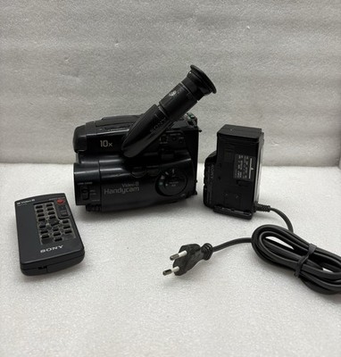 Sony Handycam CCD-TR202 Videokamera Recorder 8mm (Hi8) AF CCD High End