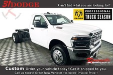 2025 Ram 3500 Tradesman 84CA Dually Pickup Truck Pkg 2UA