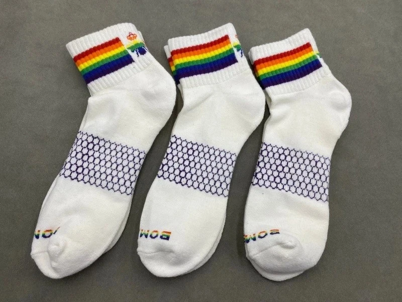 Bombas Honeycomb Men Cushioned 3 Pairs Size Medium Rainbow Quarter Socks