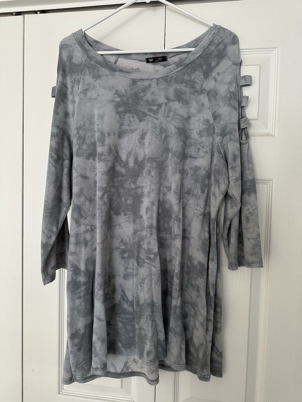 Vision USA Women’s Tye Dye Cut Out 3/4 Sleeve Top Size 2X