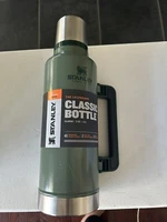 Stanley Classic Legendary Stainless Steel Vacuum Insulated Bottle 2 Qt - Green