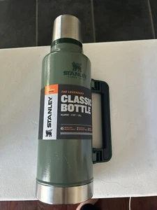 Stanley Classic Legendary Stainless Steel Vacuum Insulated Bottle 2 Qt - Green