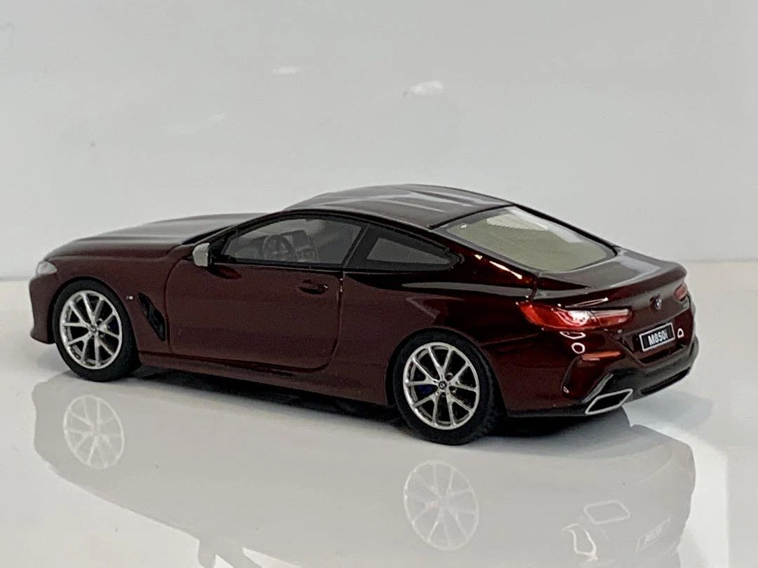 TSM MODEL 1/43 BMW M850i Aventurine Red Metallic