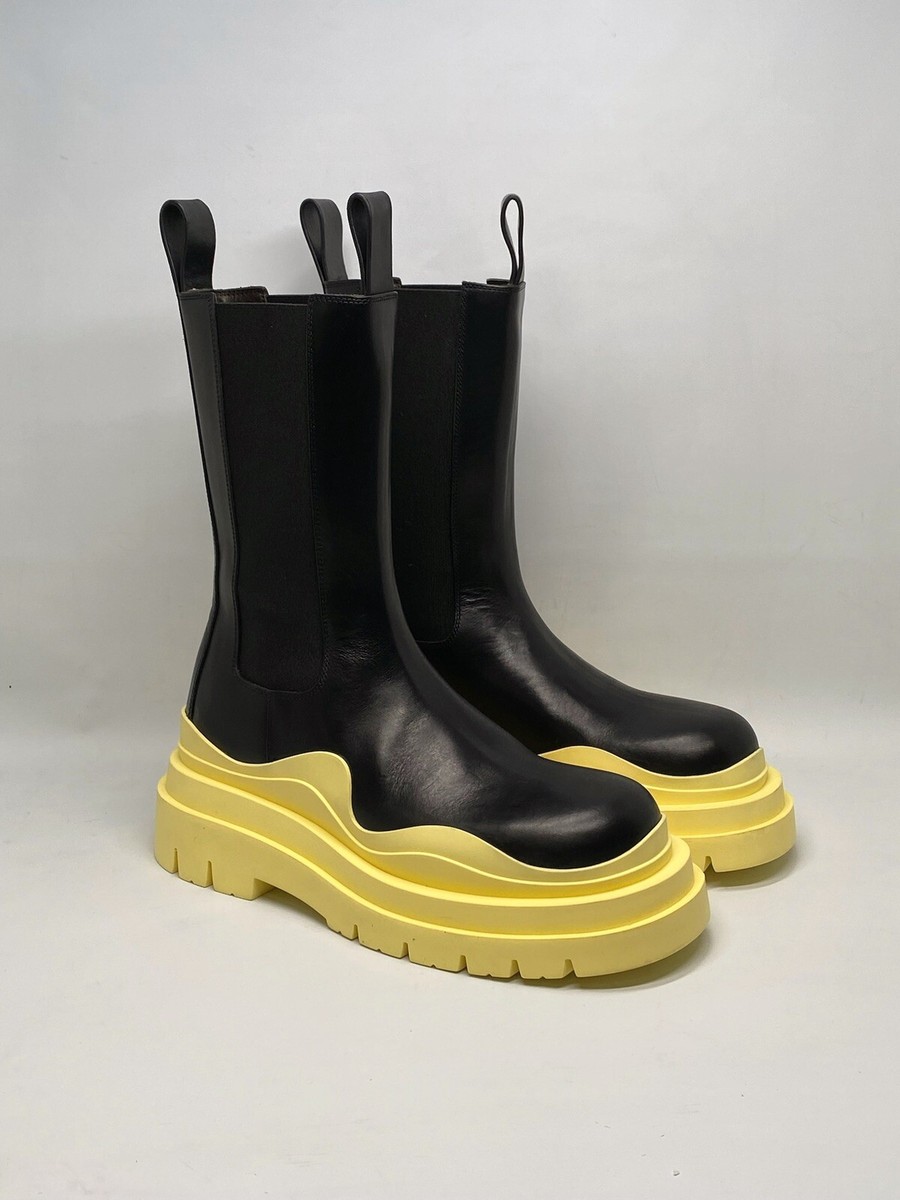 Bottega Veneta Contrast-Sole Leather Tire Chelsea Boots size 37