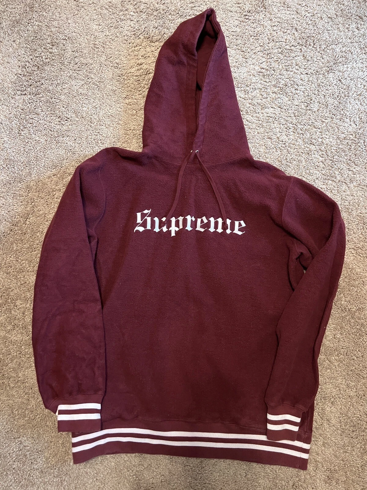 Sweat shirt à capuche polaire inversé Supreme rouge foncé FW16 taille XL