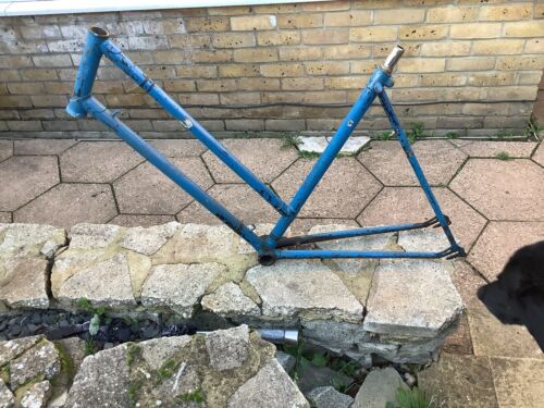 Ladies 1950-60 Raleigh  21 “ Bike Frame Without Forks To Restore Collect Or Post - Picture 1 of 14