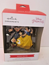 2024 Hallmark Ornament Snow White the 7 Dwarves Dopey Happy Disney Princess New