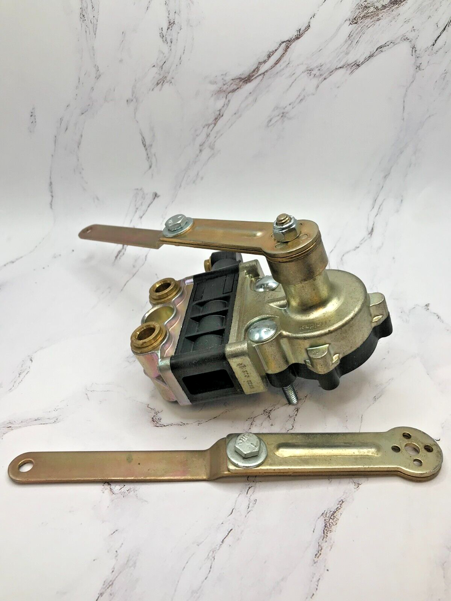 HALDEX LEVELING VALVE 90555375M1D *NEW IN BOX* | eBay