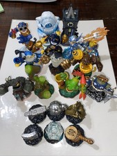 Activision Skylanders Random - Lot of 13 Figures And More in Good Condition1