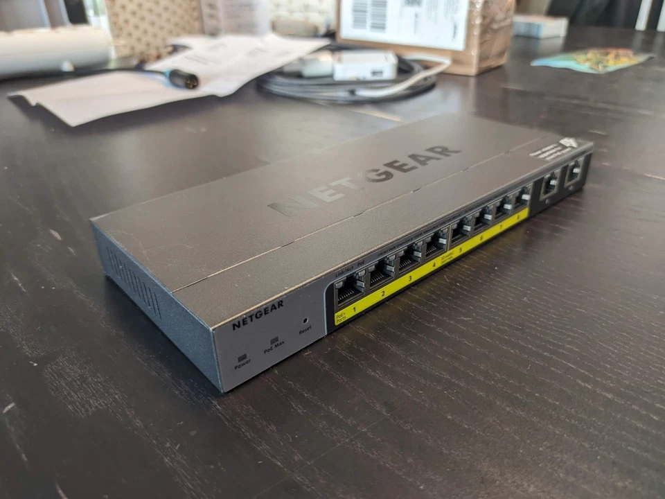 PoE-Switch NETGEAR GS110TPP 8-Port Gigabit Ethernet POE+ Switch