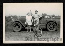 RURAL FARM CAR/TRUCK JALOPY MAN/FARMER KID BIKE OLD/VINTAGE PHOTO- H825