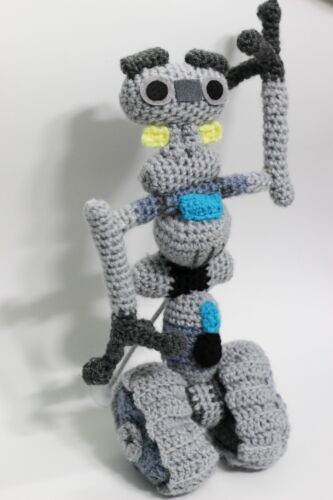 Johnny 5 robot character from Short Circuit (1986 film) Inspired Plushie Doll - Picture 1 of 4