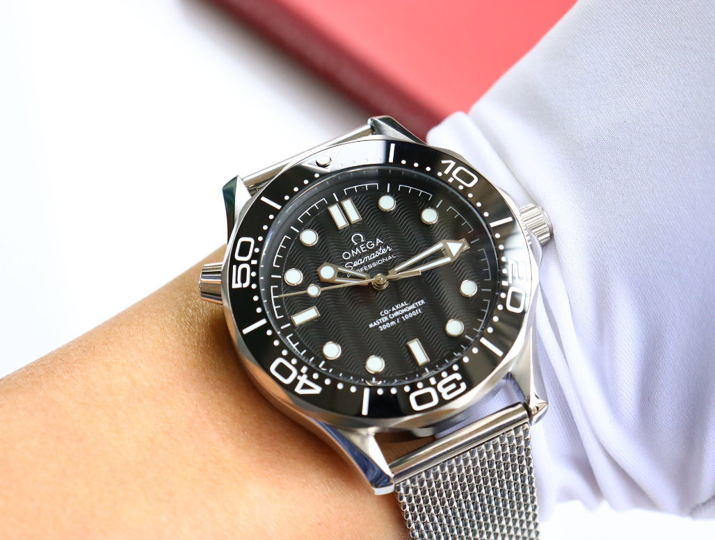 Omega Seamaster 300m Black Dive Watch 42mm Case