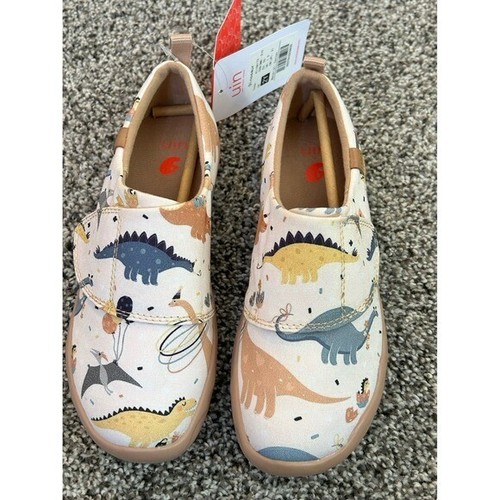 NWT UIN Art travel shoes kids size 2 Dino's dinosaur new