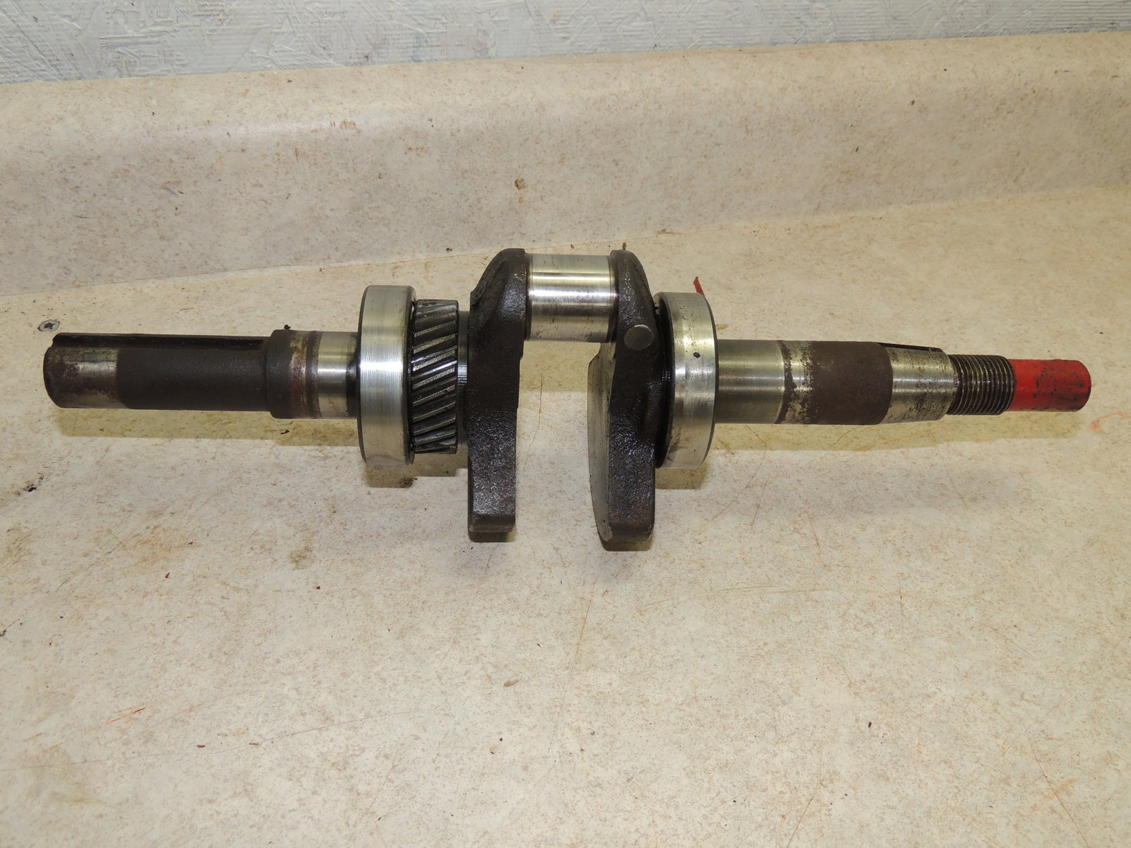 Clinton 1600 Small Engine Crankshaft, STD Journals, Clean, 16100C eBay