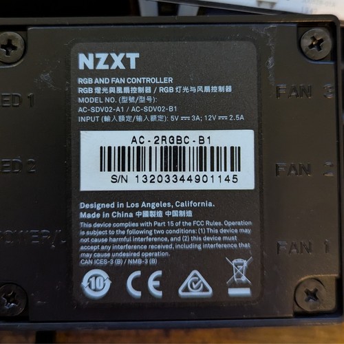 NZXT Aer RGB 2 PC Fan + RGB/Fan Controller + 2 RGB 200mm RGB Strips USED WORKING - Afbeelding 2 van 3