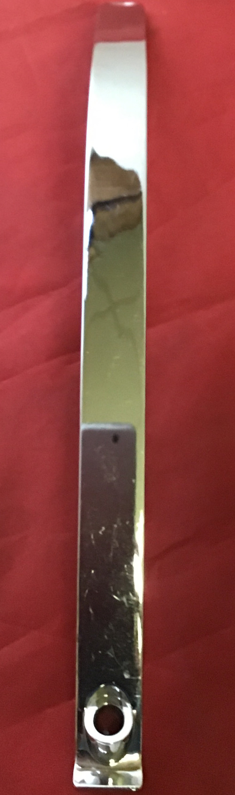 ONE USED HELO WHEELS CHROME CENTERCAP INSERTS HE846K2285 11153