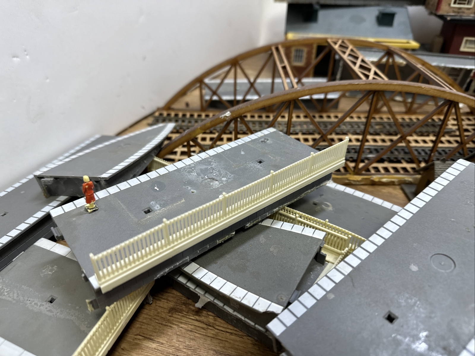 Hornby ect oo gauge station/ lineside accessories buildings ect eBay