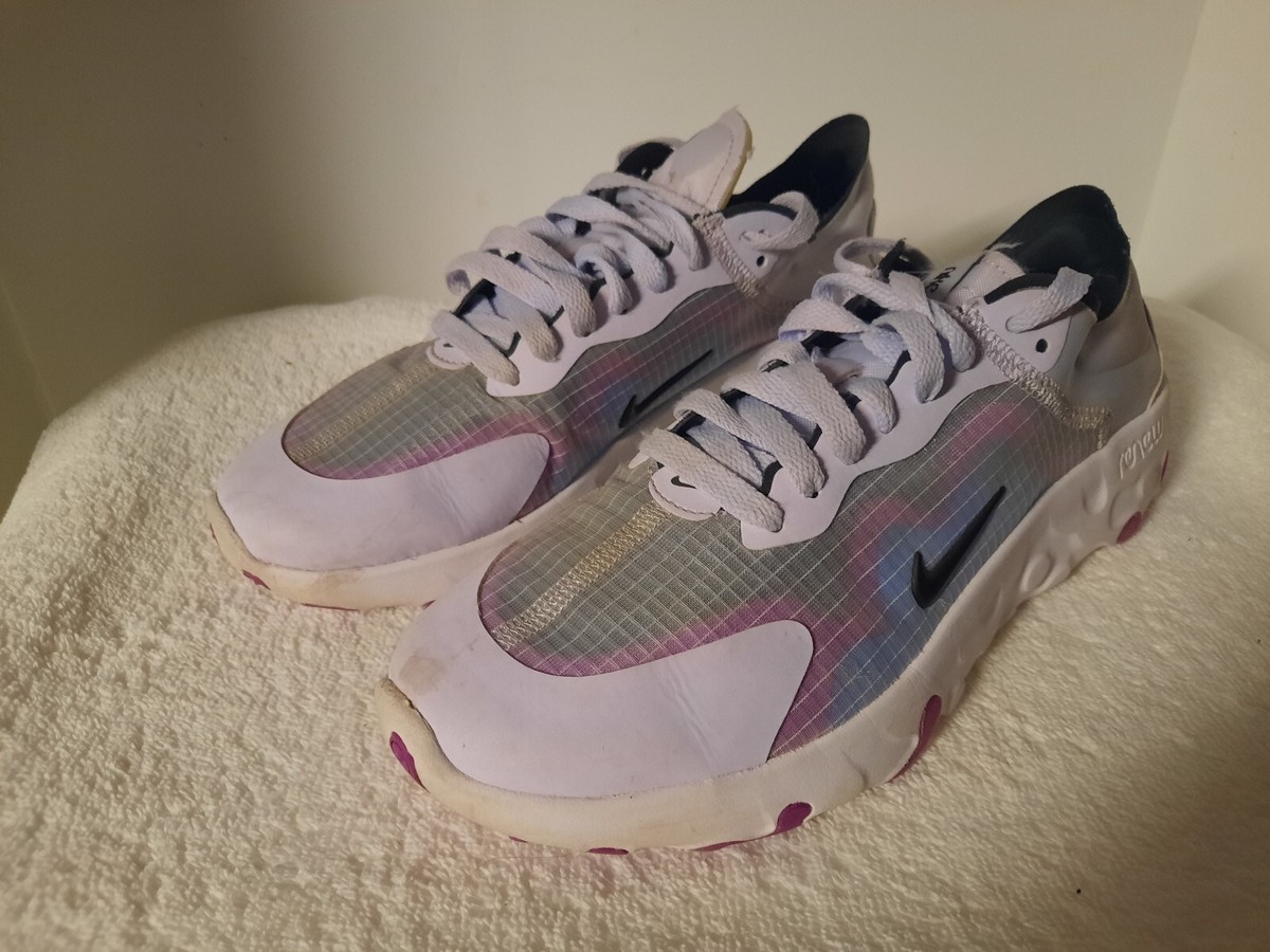 nike wmns nike renew lucent