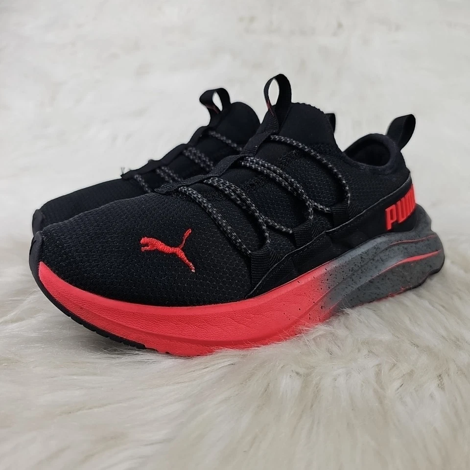 Tênis esportivo PUMA 379462-02 preto vermelho tamanho infantil juvenil EUA 5 EUR 37 - Imagem 3 de 4