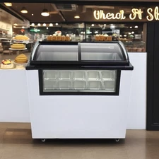 10 PAN Ice Cream Showcase Ice Cream Display Cabinet with Universal Wheels 110V