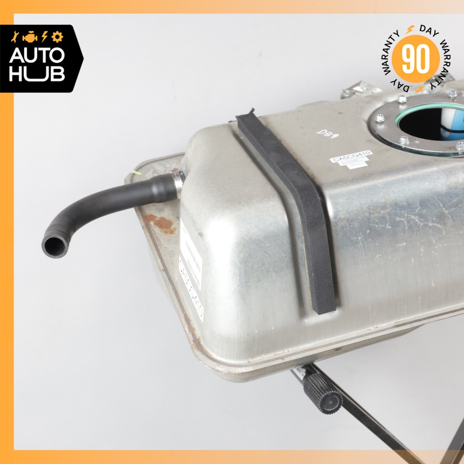 13-14 Aston Martin DB9 Gas Fuel Tank Reservoir Assembly OEM 22k