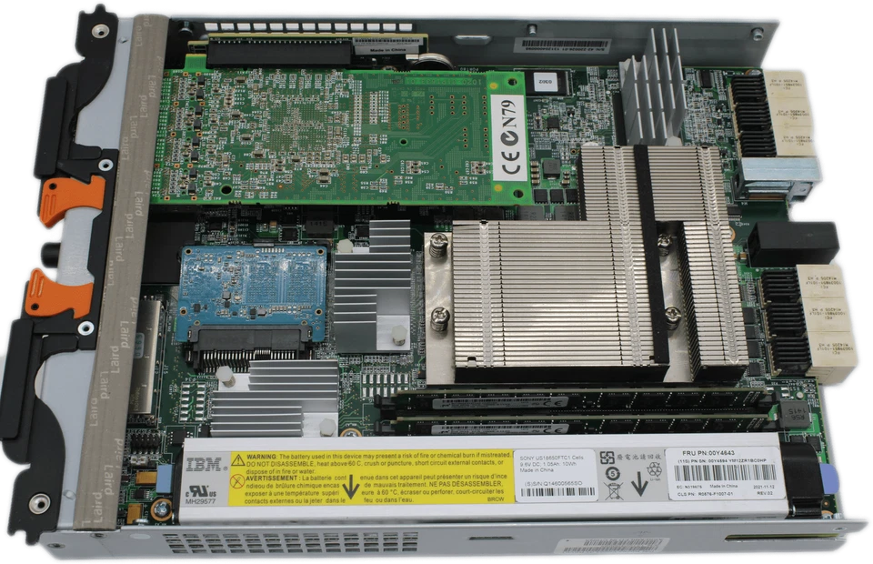 IBM Storwize V5000 Storage Controller Module | R0793-F0001-01 00Y5860 - Bild 3 von 4