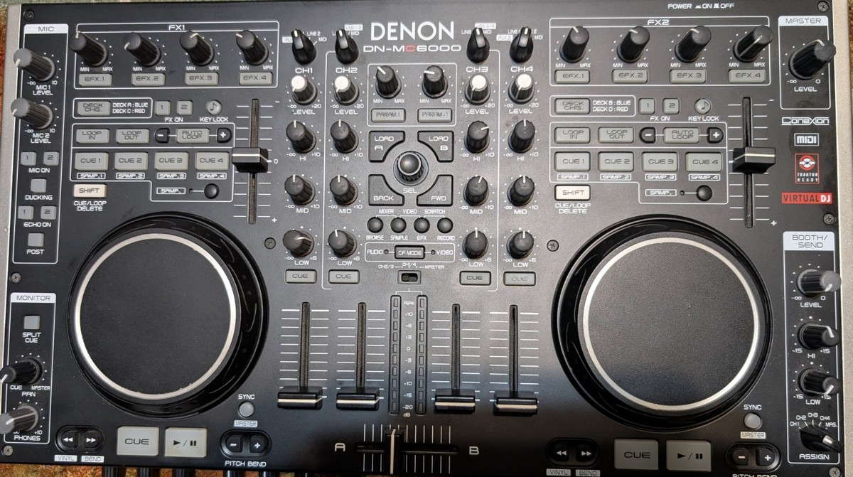 Denon DJ MC6000MK2 Professional Digital Mixer and Controller Denon DJ MC6000MK2 Professional Digital Mixer and Controller