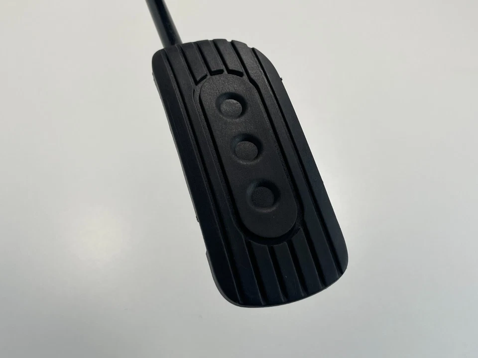 2011 NISSAN VERSA GAS ACCELERATOR PEDAL OEM, 546-DA1H11 - Изображение 2 из 4