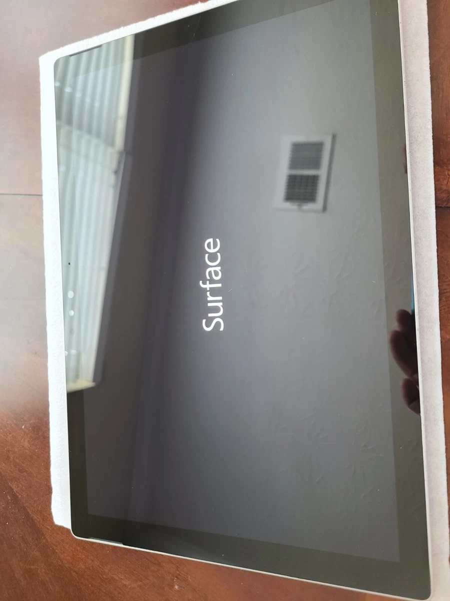 Microsoft Surface Pro 4 12 inch (128GB,Core i5 6thGen.,2.4GHz,4GB) Laptop