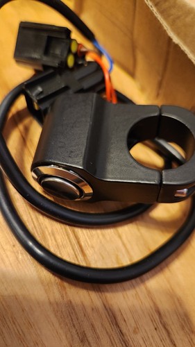 GritShift Halo Headlight Kill Switch - Picture 3 of 6