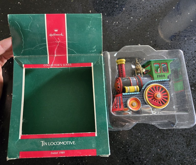 Hallmark 1989 Tin Locomotive Ornament Collector’s Series Vintage Train w/ Box