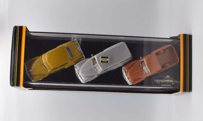 Matchbox Collectibles Yesteryear Holden Olympic Set Sydney 2000. 38047.... - Image 2 of 4