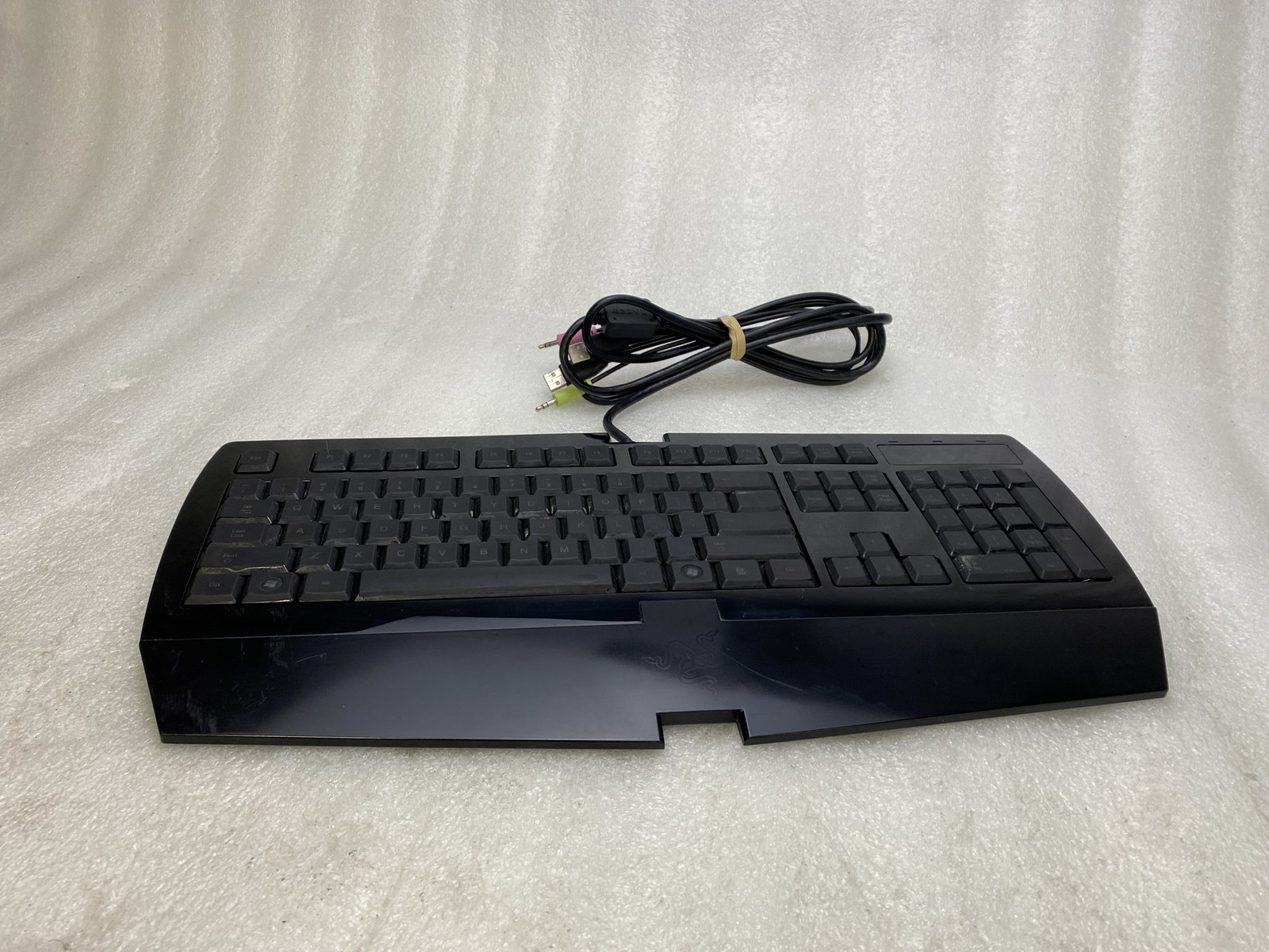 Razer Lycosa RZ03-0018 USB Wired Color Backlit Gaming Keyboa