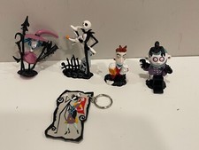 Nightmare Before Christmas Figurine set with keychain