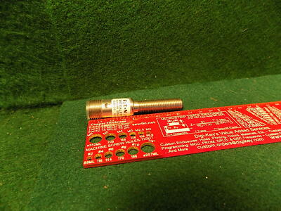 Lot of (1) Eaton E57EAL8T111SD 8mm PNP 4 Wire M12 Inductive Sensor USED TESTED