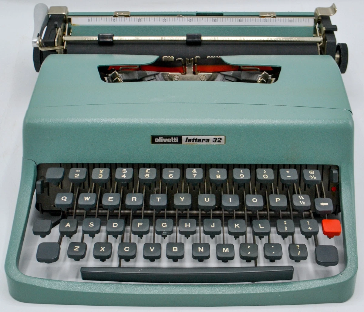 Rare Authentic Gucci Case & Olivetti Lettera 32 Typewriter Vintage Made in Japan