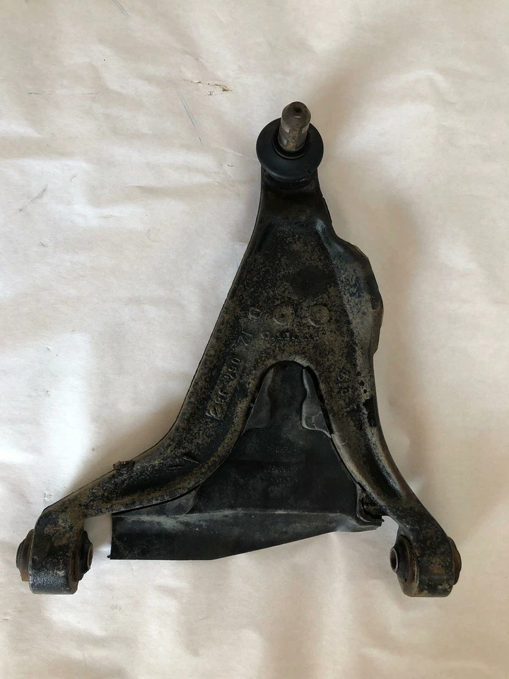 1996 VOLVO 850 Front Upper Control Arm Suspension Driver Left Side LH OEM Sedan - Image 2 of 4