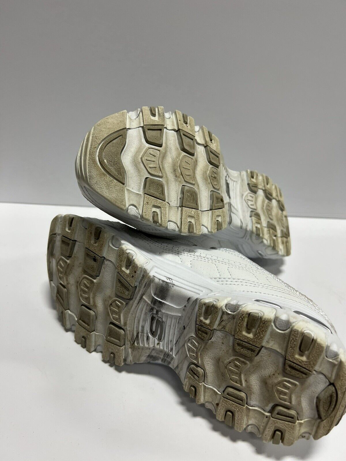 Skechers Womens Dlites Sneaker White Size 6.5 M - image 5
