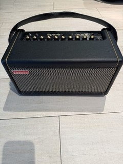 Positive Grid Spark 40 Smart Gitarrenverstärker | Top Zustand | kaum benutzt