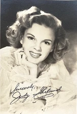 ORIGINAL! JUDY GARLAND PUBLICITY PHOTO w/ FACSIMILIE AUTOGRAPH c1940