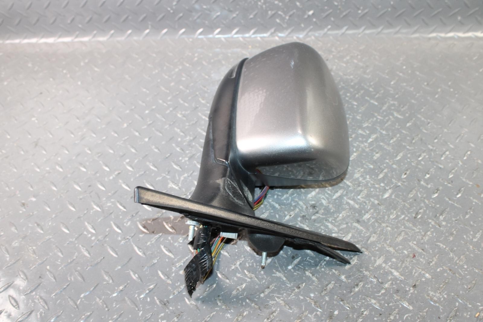Maserati Ghibli 2014-2017 Right Side view mirror housing Silver