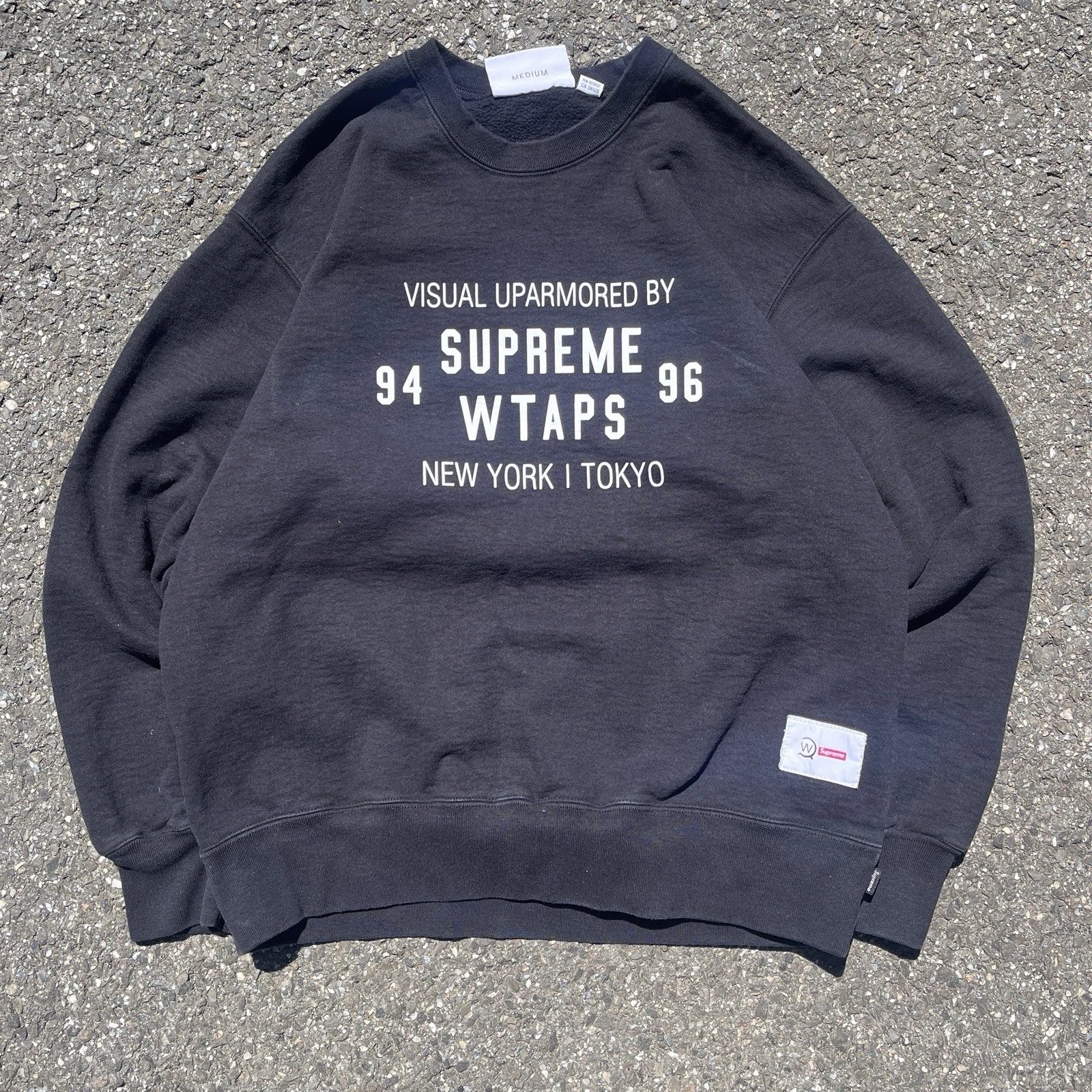 Supreme WTAPS col rond noir taille M moyen boîte logo rare FW21