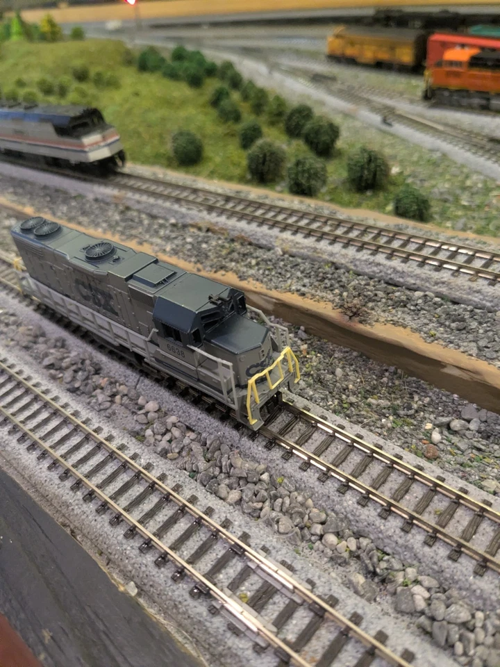 DCC LIFE-LIKE, N SCALE, CSX, GP38 DIESEL LOCO RD #6638 W/ORG CASE - Image 2 of 4