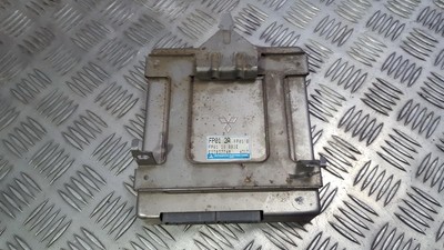 e2t03774m Motormanagement, Steuergerät, ECU  fp0118881e Mazda 62 DE370700-23