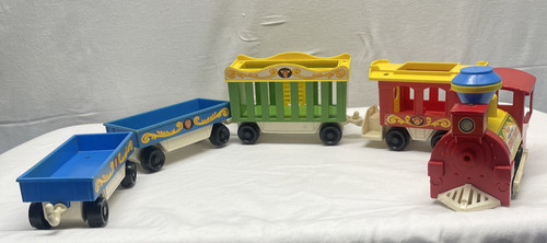 Fisher-Price Circus Train Pull Toy #991 Engine and Cars Vintage 1970’s Toy EUC