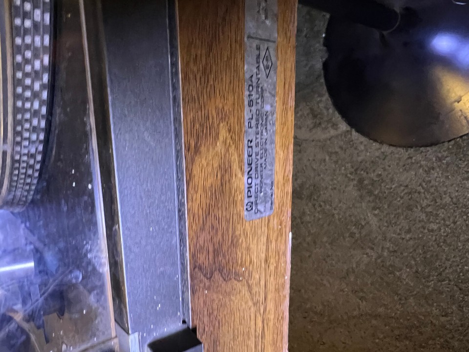 Pioneer PL510A Turntable, Rosewood Veneer Record Player needs repair