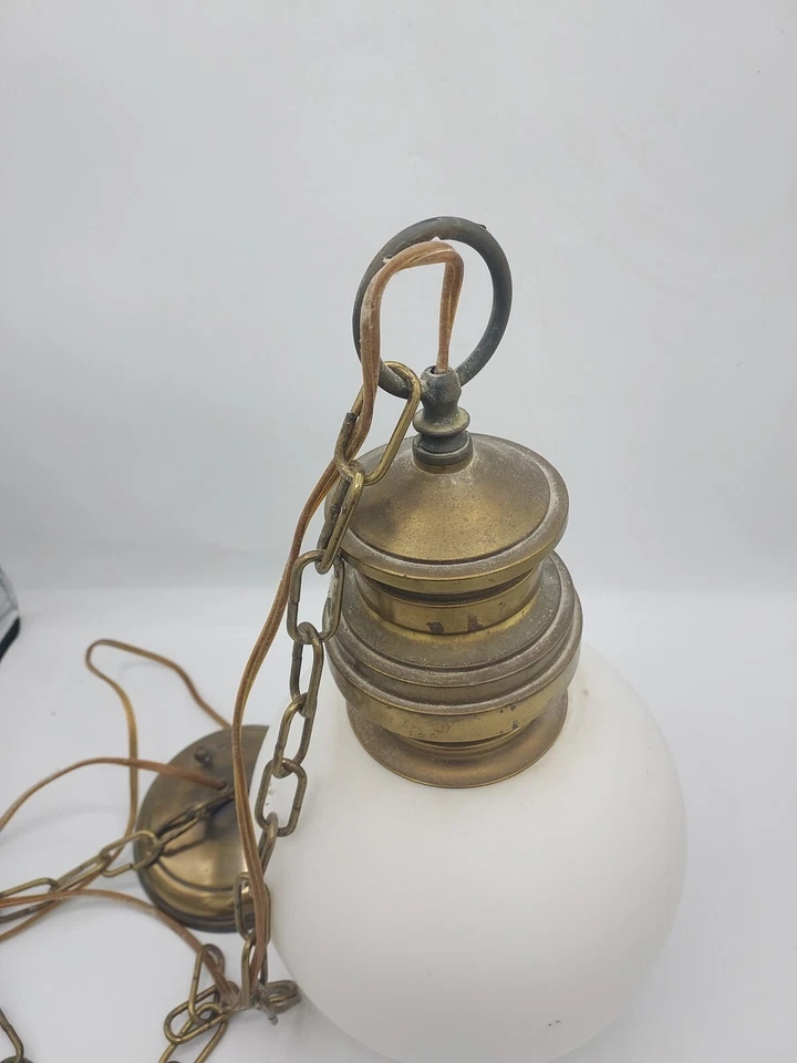 Inusual MCM Bola Redonda Vidrio Globo Anillos Concéntricos Patrón Luz Colgante FUNCIONA Foto 2 de 3