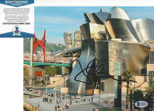 ARCHITECT FRANK GEHRY SIGNED 8X10 PHOTO 2 GUGGENHEIM PROOF BECKETT COA BAS