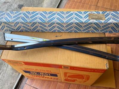 DATSUN NISSAN Cedric Y30 Gloria MOULDING-ROOF DRIP Rear Genuine